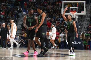 坚韧不拔的 坚韧不拔的